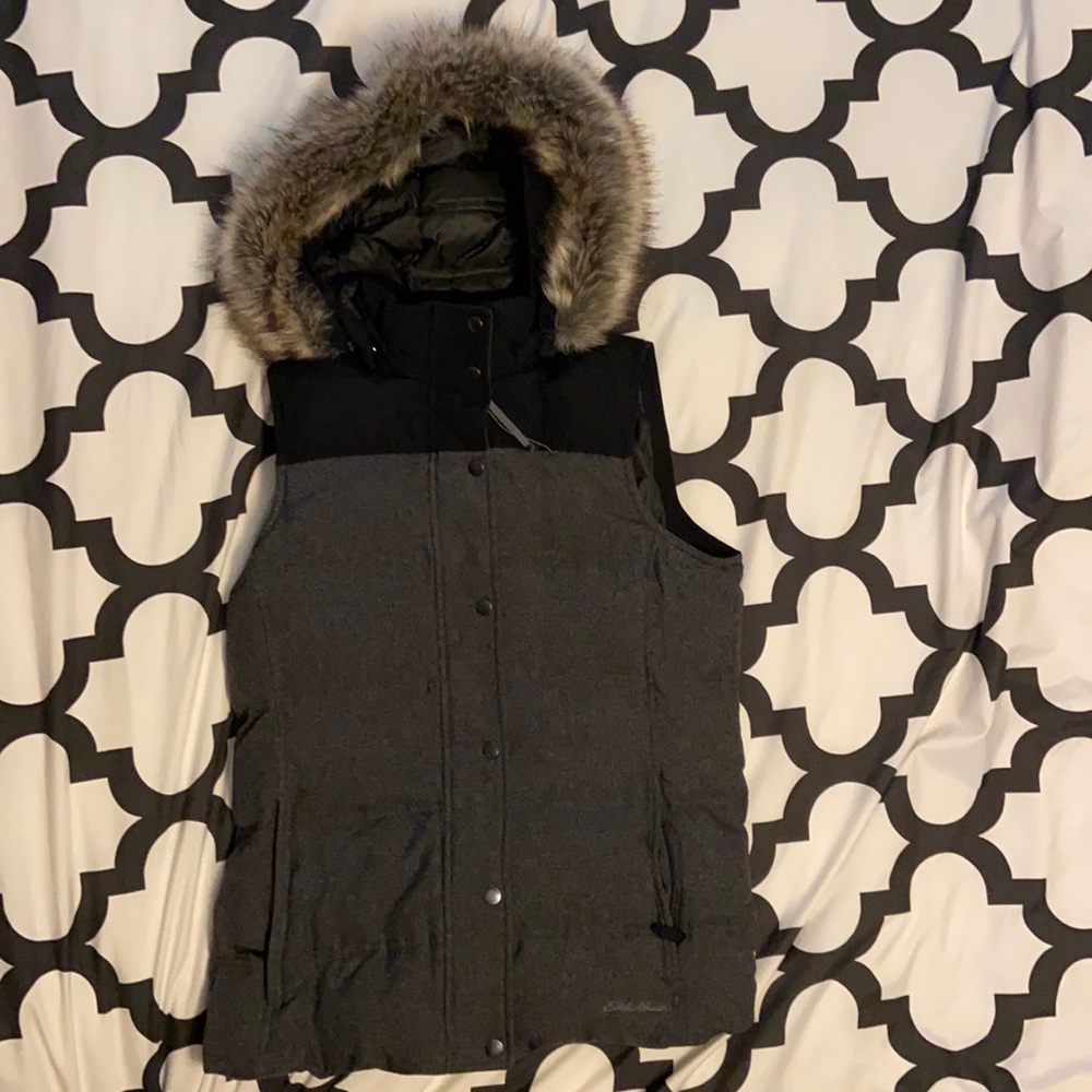 Eddie Bauer Women's Medium Down Hooded Vest Faux Fur Removable Gray Black